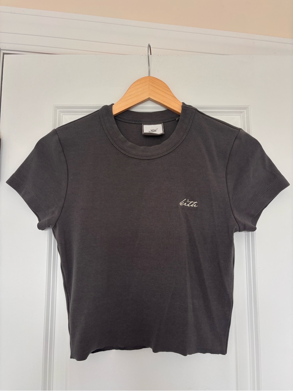 Kith Women Mulberry Tee Shirt Gray Embroidered Logo Size Large